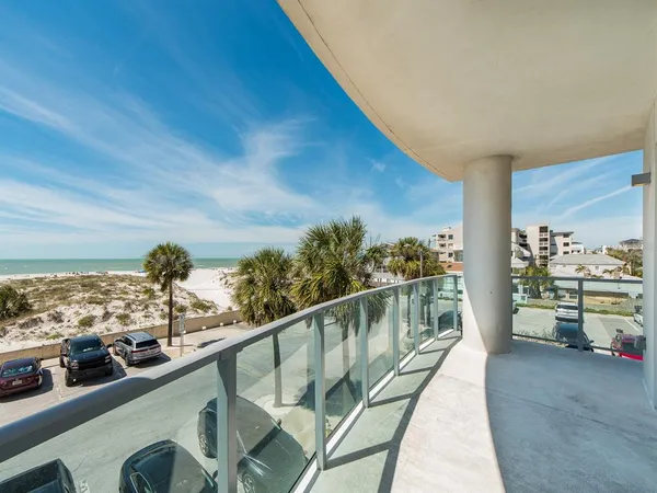 $10,000 | 15 Avalon Street, Unit 303, Clearwater Beach, FL 33767