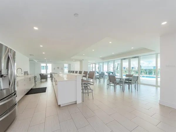 $10,000 | 15 Avalon Street, Unit 303, Clearwater Beach, FL 33767