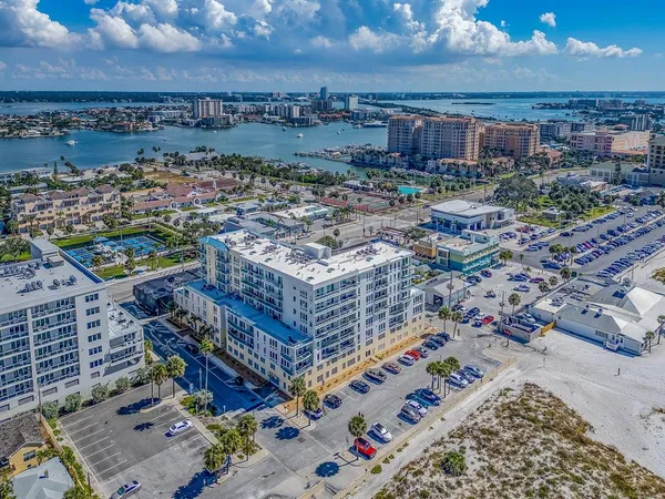 $10,000 | 15 Avalon Street, Unit 303, Clearwater Beach, FL 33767