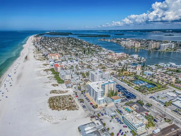 $10,000 | 15 Avalon Street, Unit 303, Clearwater Beach, FL 33767