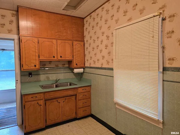 $34,000 | 4760 Raleigh Road, Eldorado, IL 62930