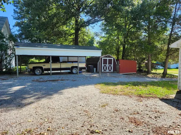 $34,000 | 4760 Raleigh Road, Eldorado, IL 62930