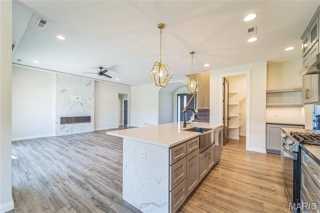 1137 Shr Acrs Loop Columbia, MO 65201 - Photo 8 of 28