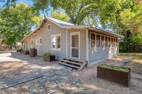$995,000 | 708-712 Nowotny Lane, Austin, TX 78702