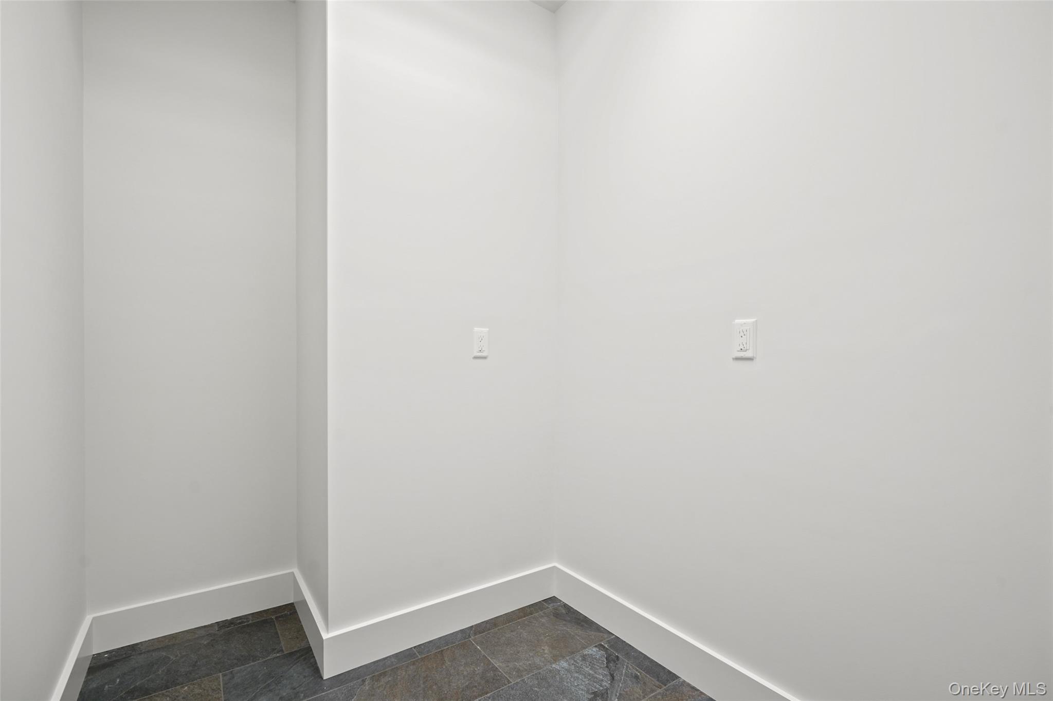 154 Barnegat Road, Unit A Pound Ridge, NY 10576 - Photo 14 of 17 Off front entry storage or mudroom