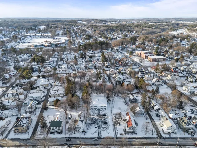 $165,000 | 50 Pleasant Street, Unit 4, Waterville, ME 04901