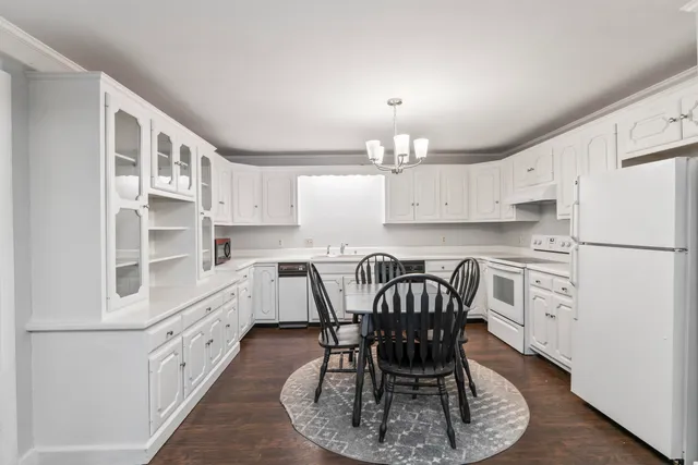 $165,000 | 50 Pleasant Street, Unit 4, Waterville, ME 04901