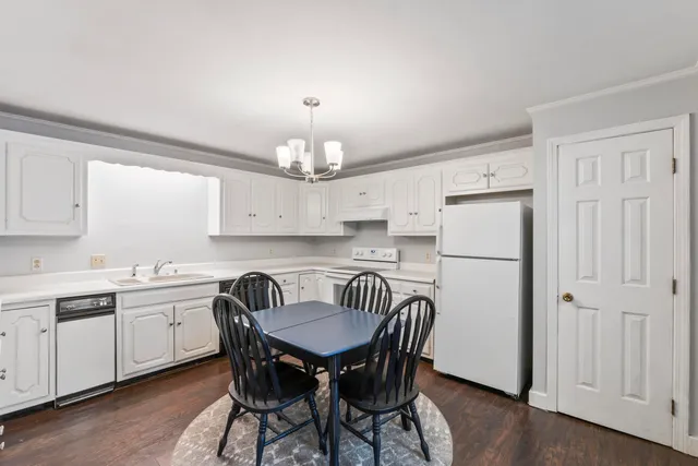 $165,000 | 50 Pleasant Street, Unit 4, Waterville, ME 04901