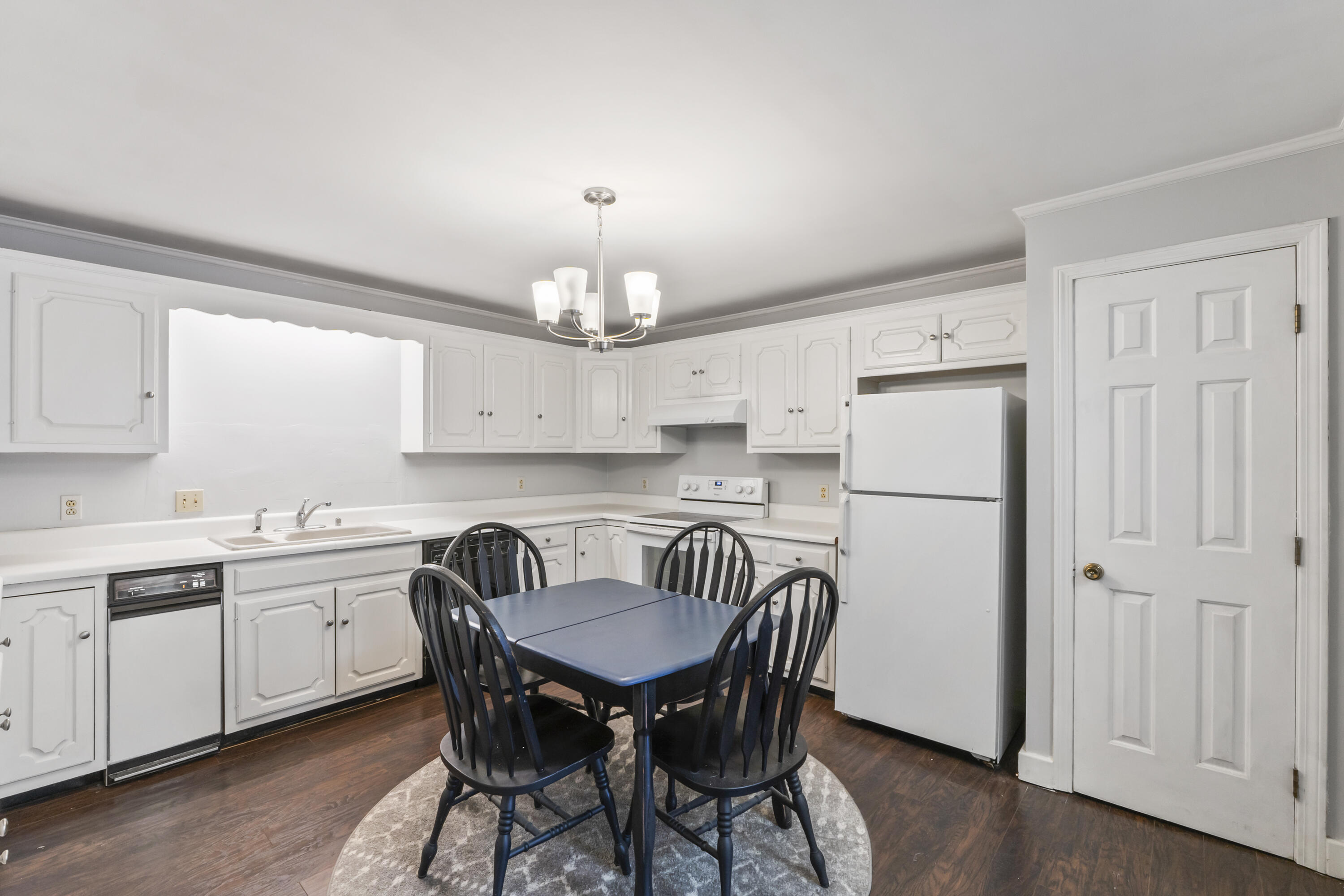 50 Pleasant Street, Unit 4 Waterville, ME 04901 - Photo 7 of 35 50 Pleasant St #4_107