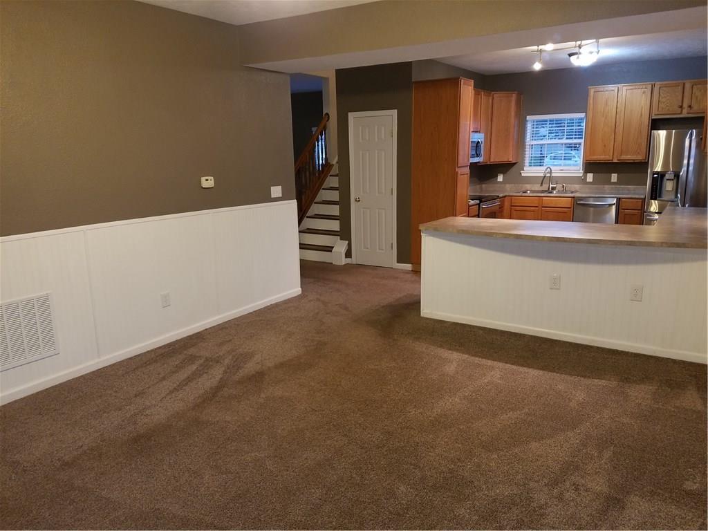 136 Rambling Road Greenfield, IN 46140 - Photo 18 of 39