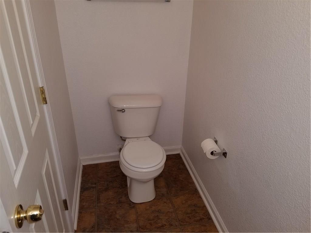 136 Rambling Road Greenfield, IN 46140 - Photo 21 of 39