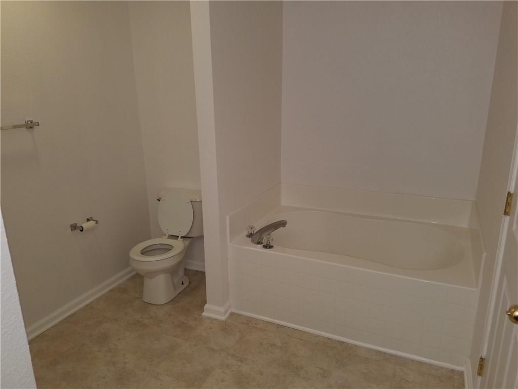 136 Rambling Road Greenfield, IN 46140 - Photo 29 of 39