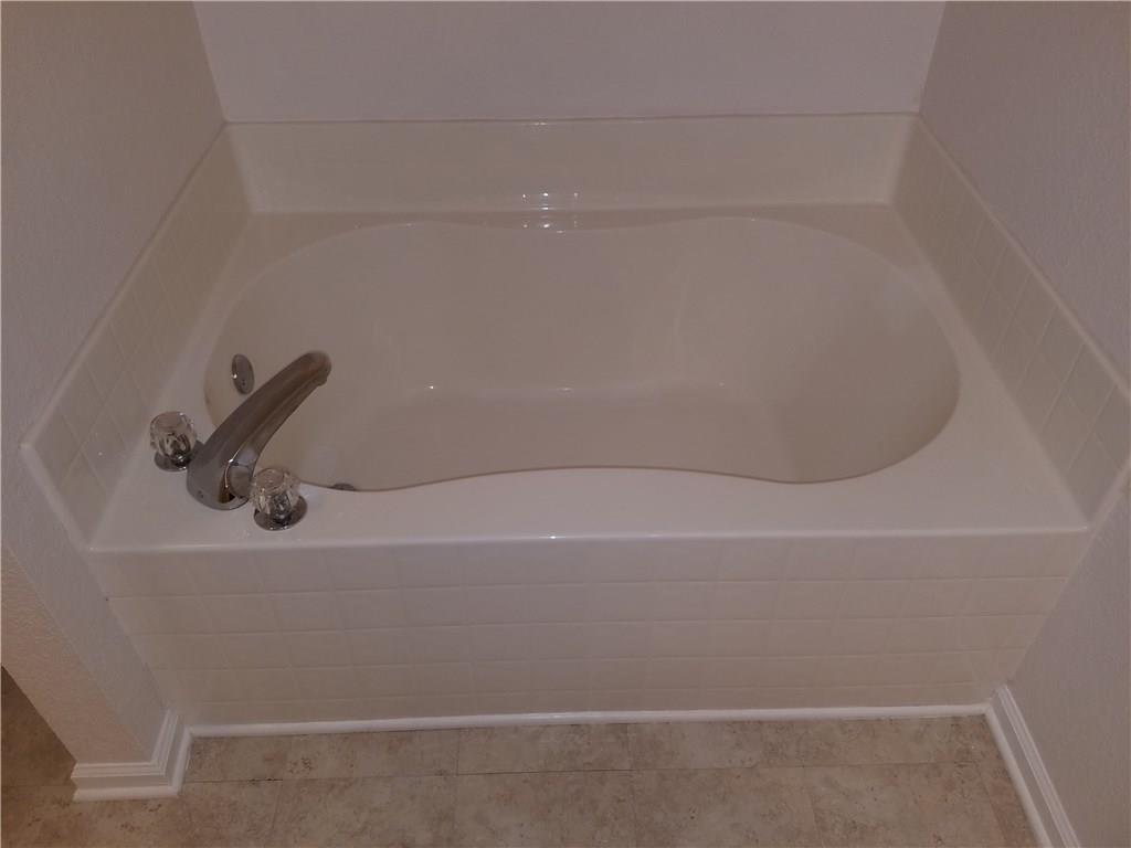 136 Rambling Road Greenfield, IN 46140 - Photo 30 of 39