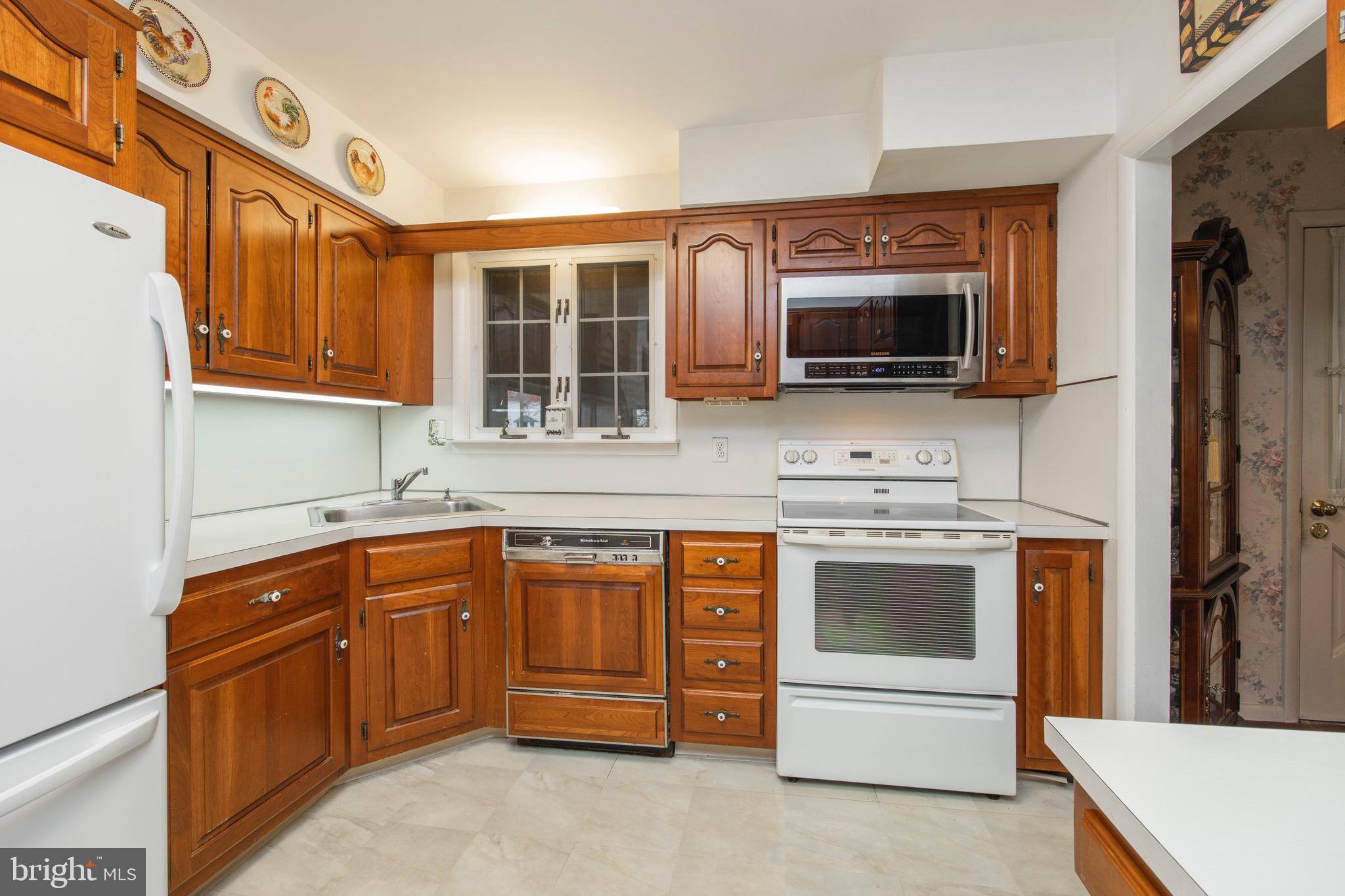 1391 Hi View Drive Southampton, PA 18966 - Photo 11 of 27 Gallery Image 11