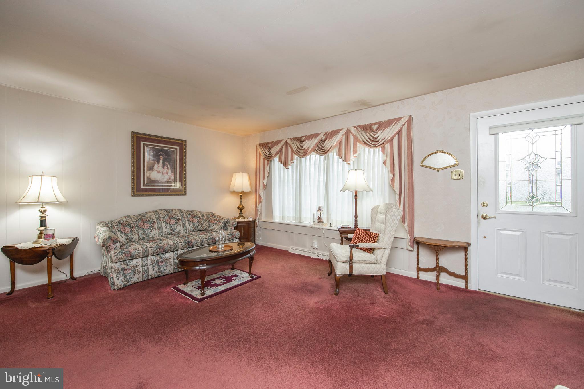 1391 Hi View Drive Southampton, PA 18966 - Photo 4 of 27 Gallery Image 4