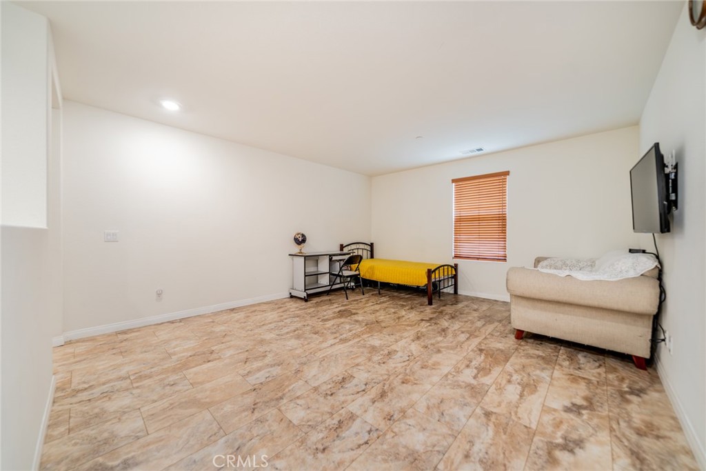 7908 Zona Court Riverside, CA 92507 - Photo 21 of 64 Loft*