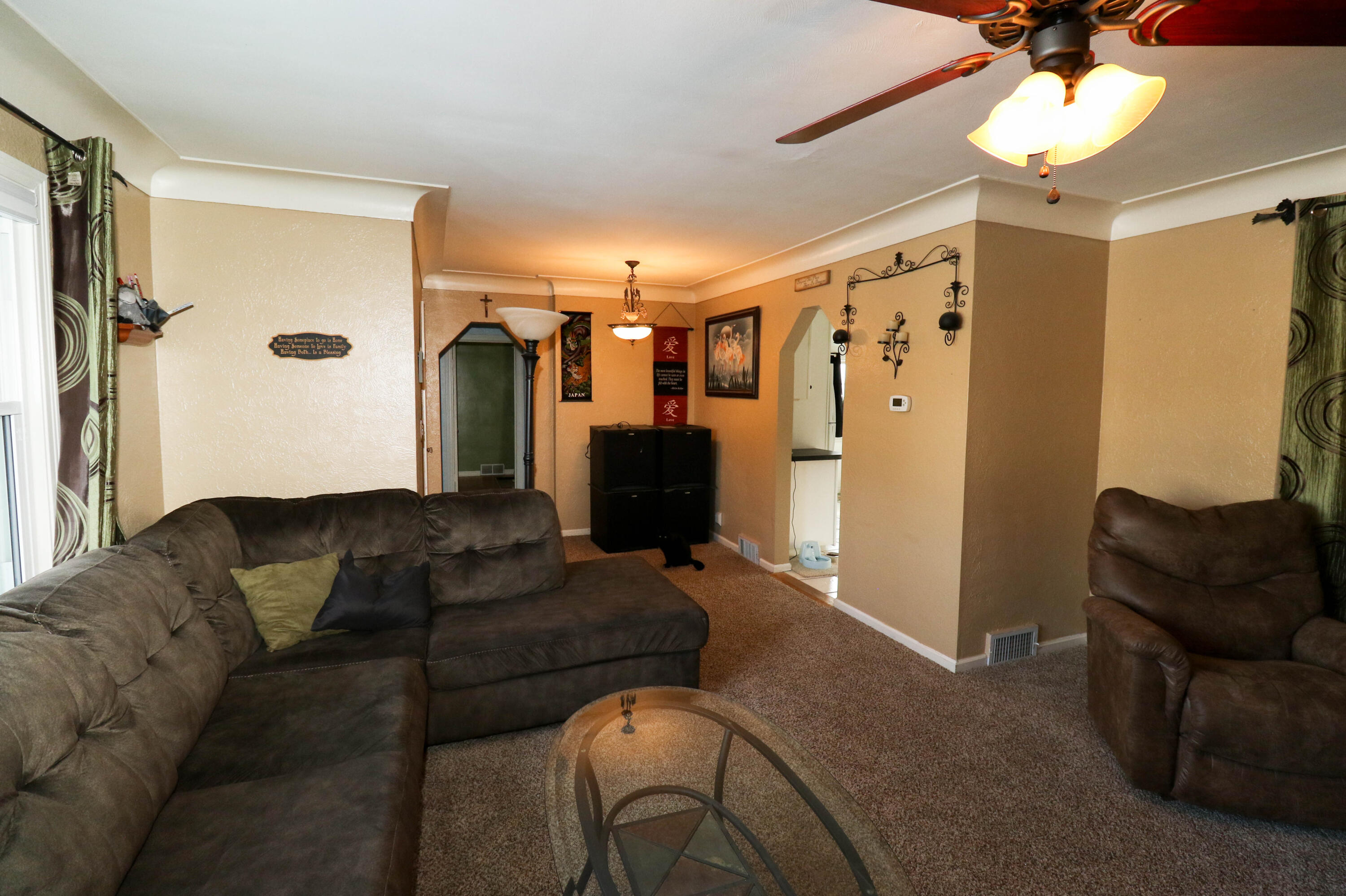 1404 East Kilgore Road Portage, MI 49002 - Photo 4 of 12 SMP_0179