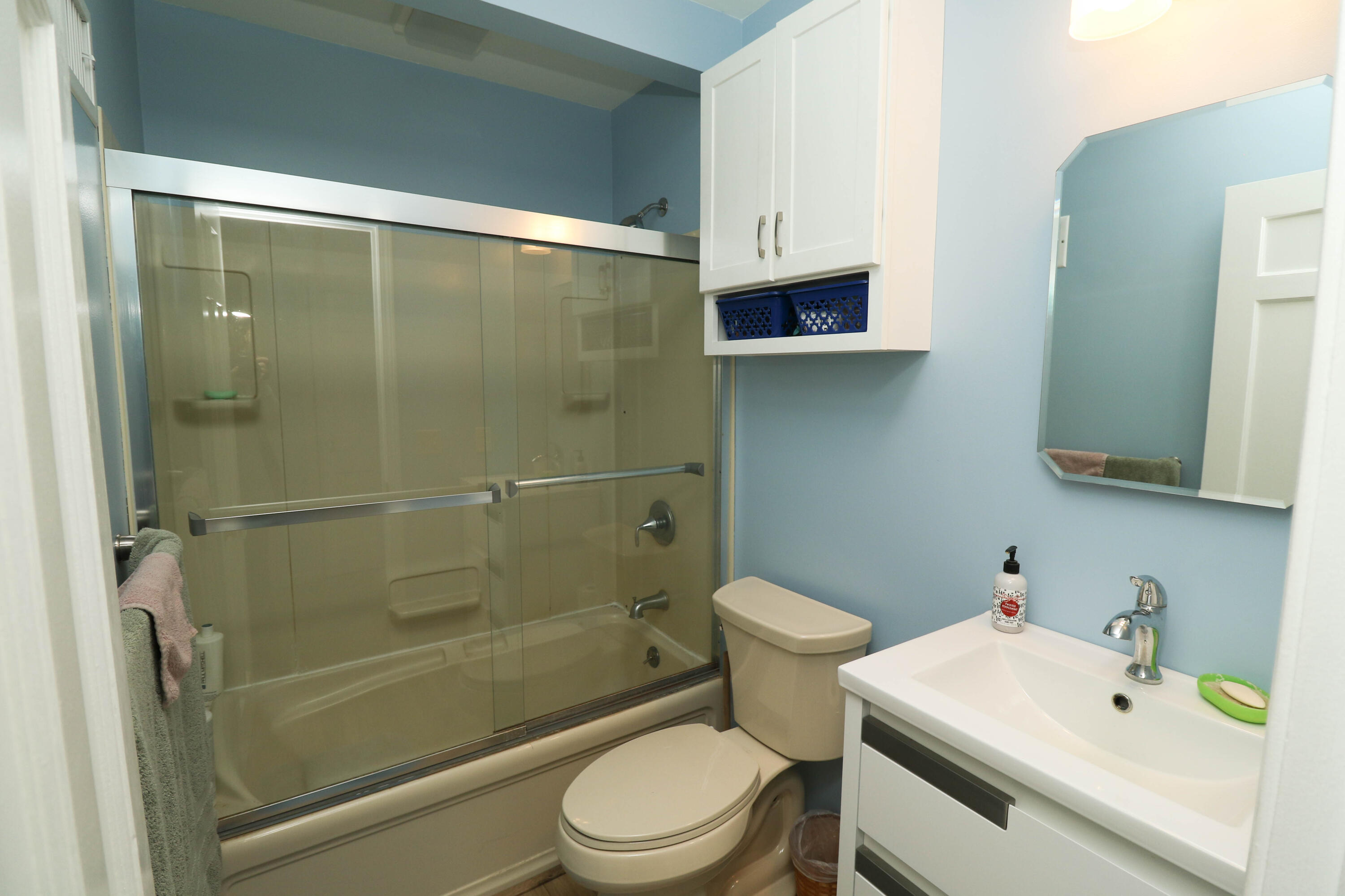1404 East Kilgore Road Portage, MI 49002 - Photo 10 of 12 SMP_0136