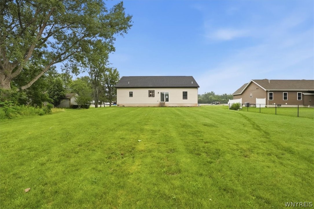 5815 Robinson Road Lockport, NY 14094 - Photo 34 of 42 Gallery Image 34