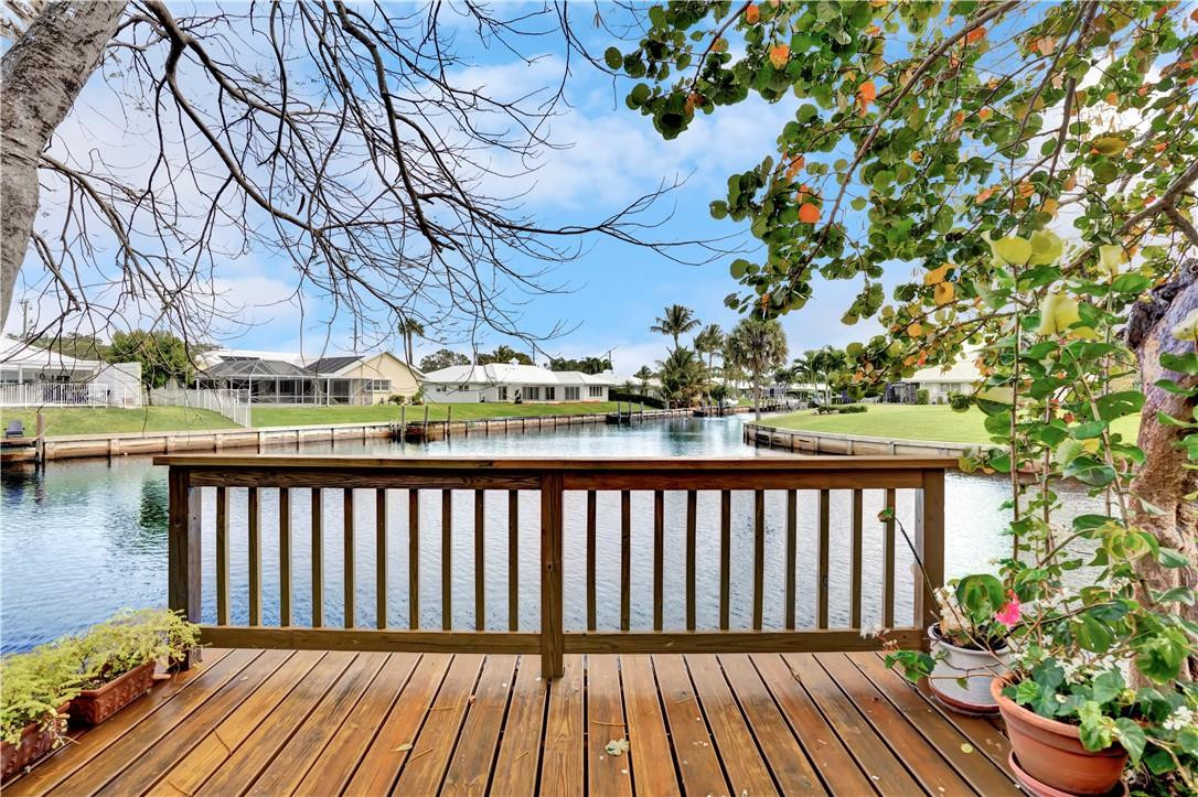 910 Tamarind Way Boca Raton, FL 33486 - Photo 17 of 31 Photo 17