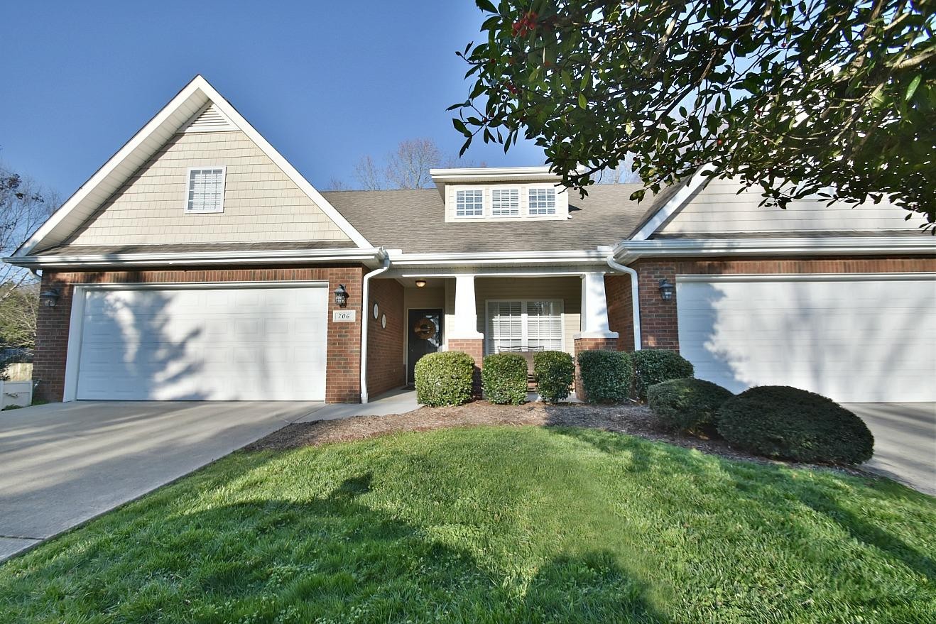 706 Loop Road, Unit 1 Knoxville, TN 37934 - Photo 1 of 27 Gallery Image 1
