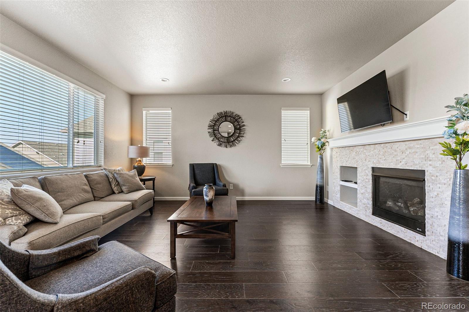 744 Ranchhand Drive Berthoud, CO 80513 - Photo 4 of 49 Gallery Image 4