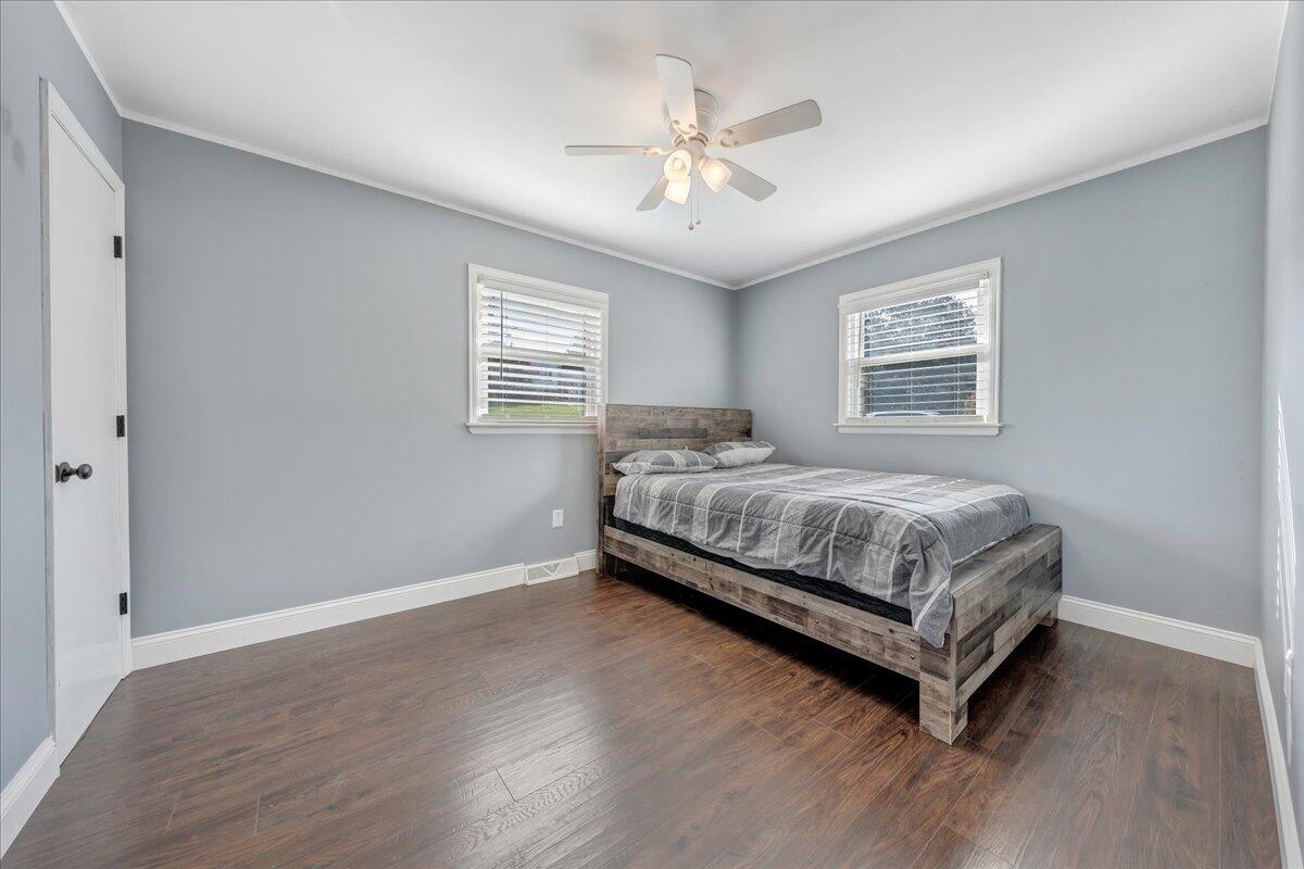 5329 Gieser Road Roanoke, VA 24018 - Photo 14 of 33 14-MIB09974