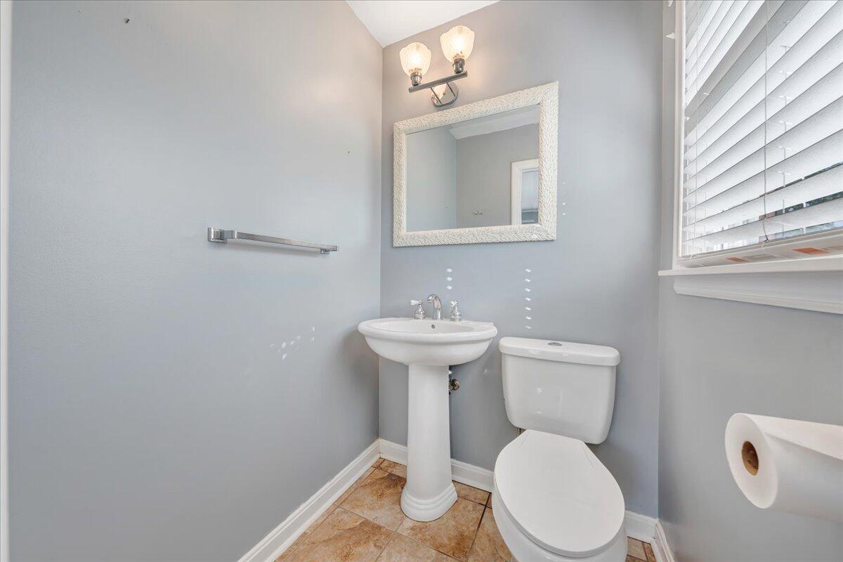 5329 Gieser Road Roanoke, VA 24018 - Photo 15 of 33 15-MIB09977