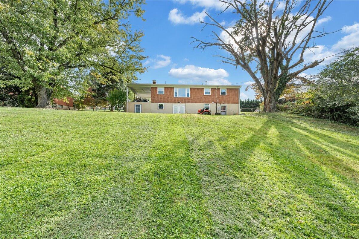 5329 Gieser Road Roanoke, VA 24018 - Photo 26 of 33 26-MIB09926