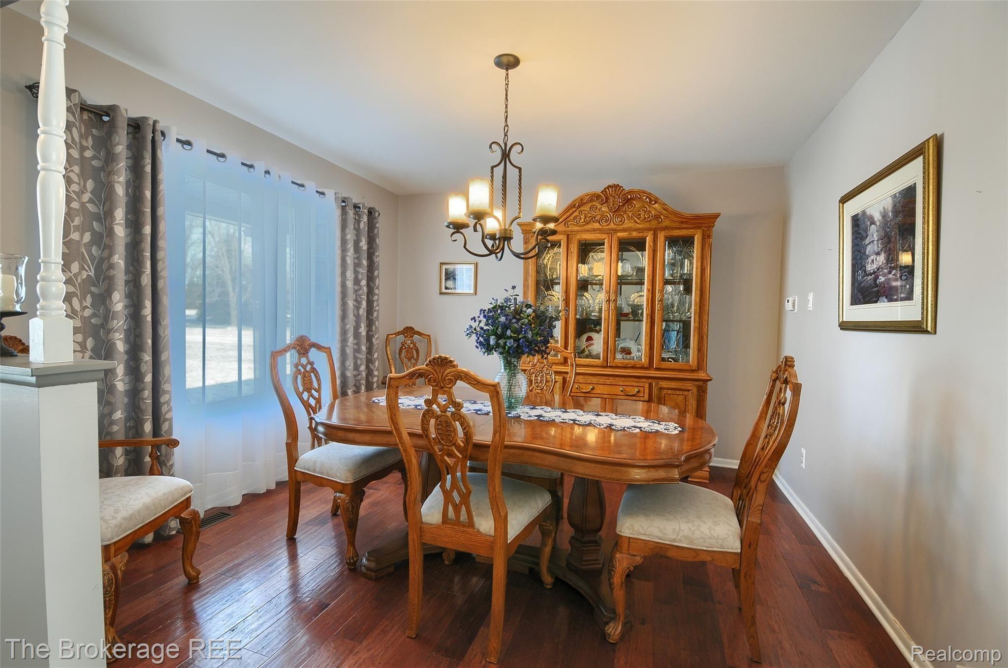 7405 Calkins Road Flint, MI 48532 - Photo 6 of 44 DSC_7916-HDR(5).jpg