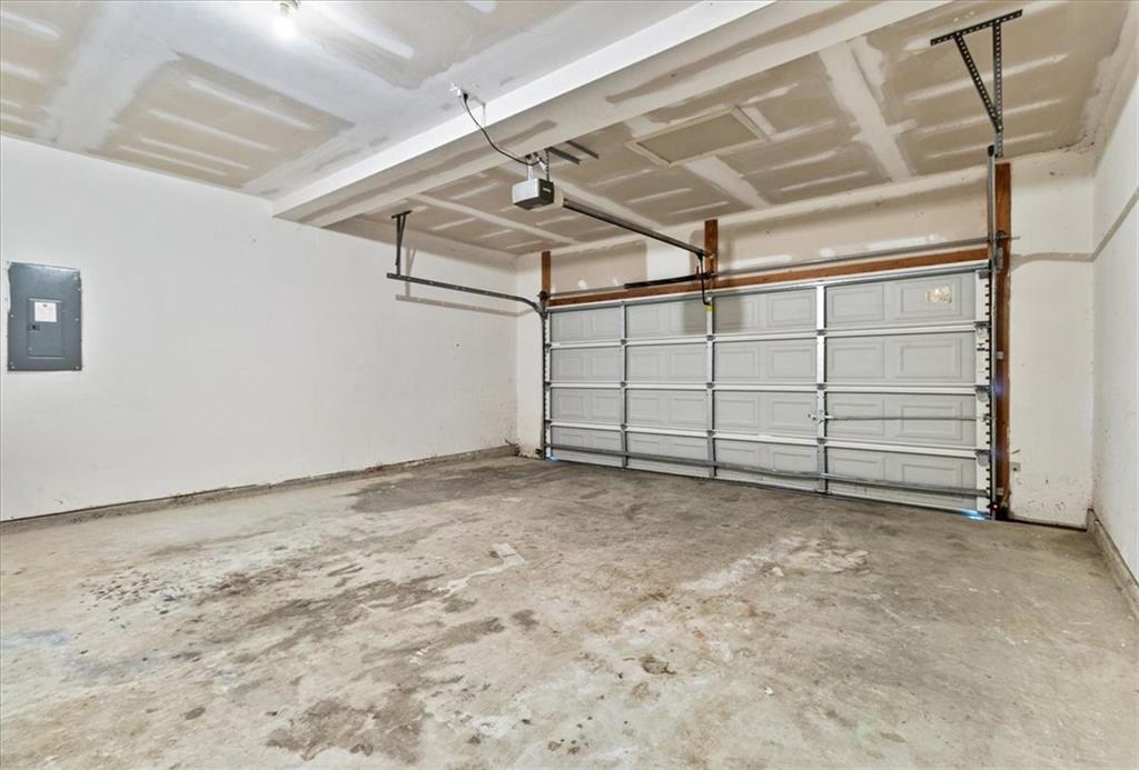 125 Parkmont Court Dallas, GA 30132 - Photo 33 of 36 a view of a garage