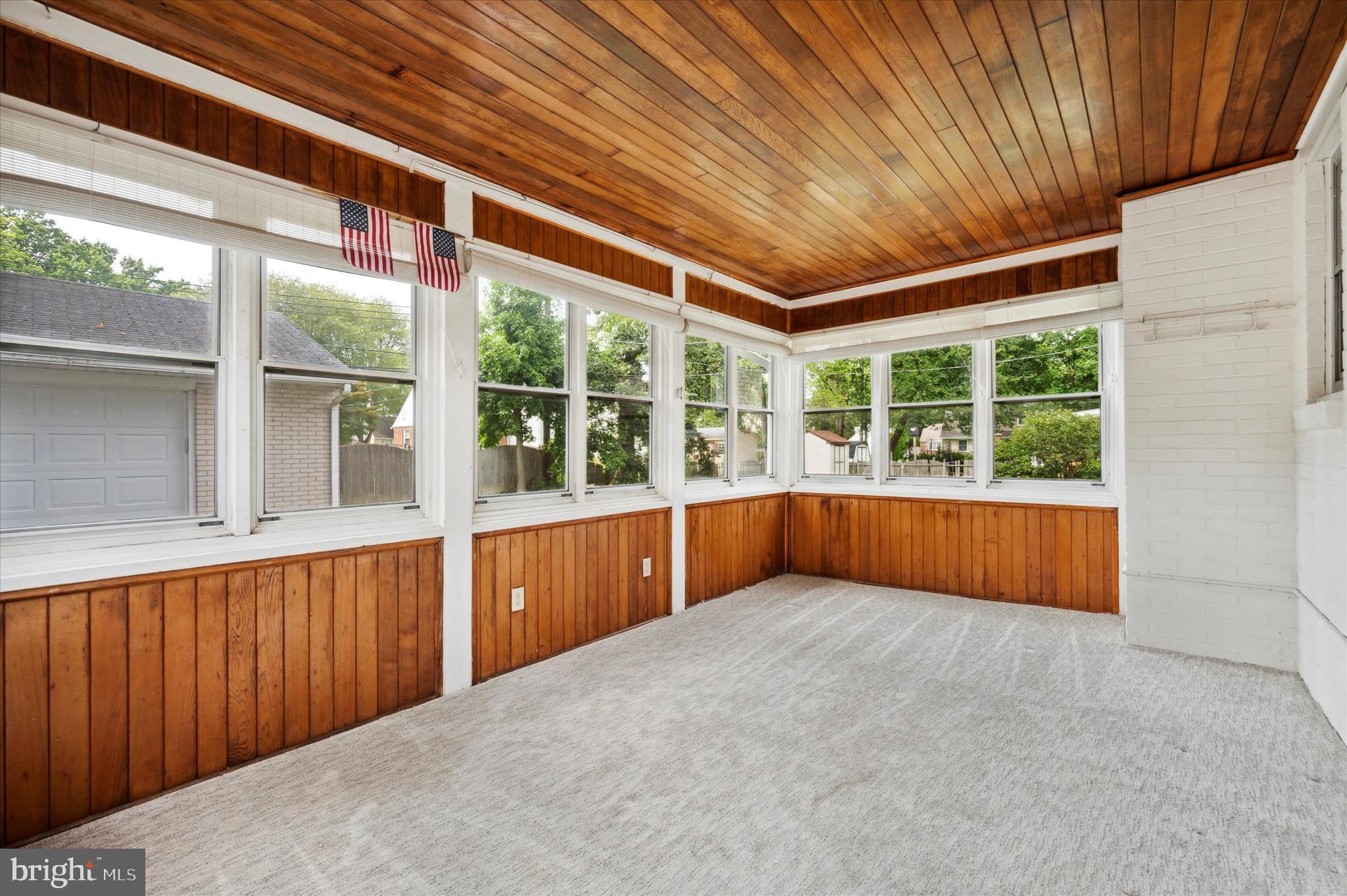 320 Garden Road Springfield, PA 19064 - Photo 17 of 25 Porch off of Kitchen
