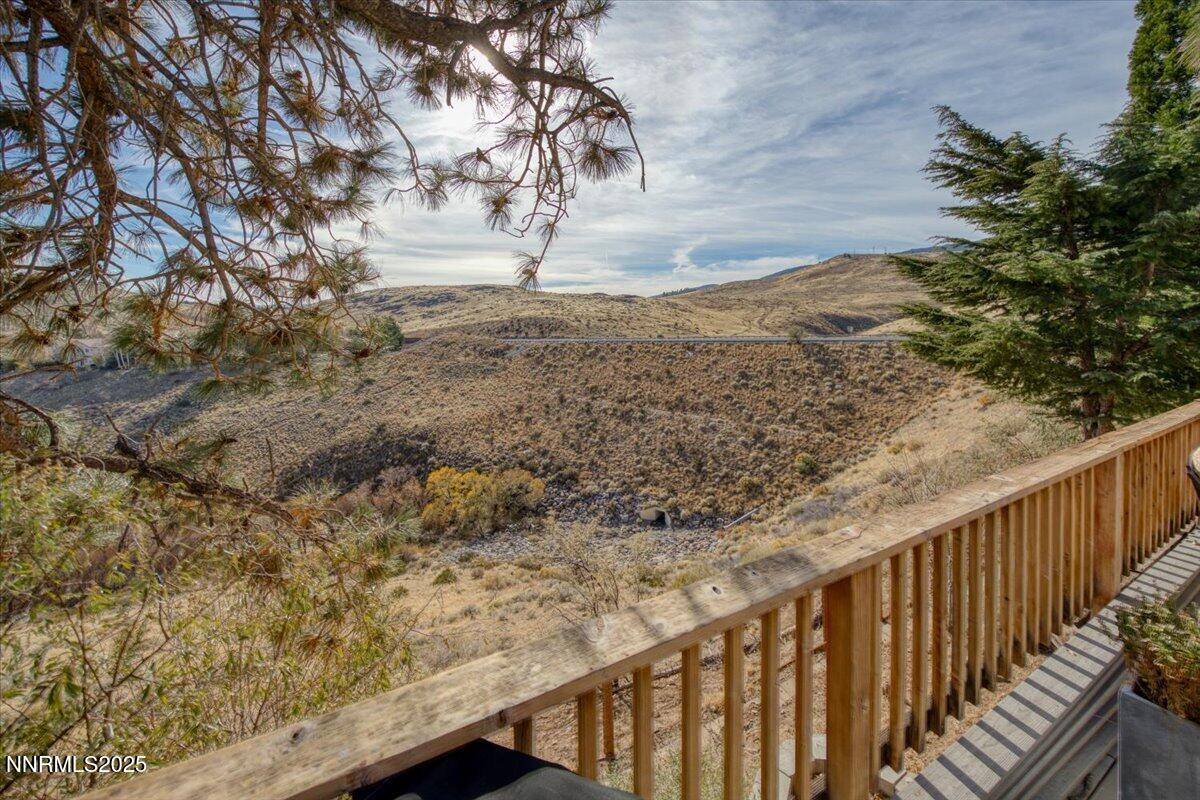 3880 Piccadilly Drive Reno, NV 89509 - Photo 48 of 58 a view of a yard with wooden fence