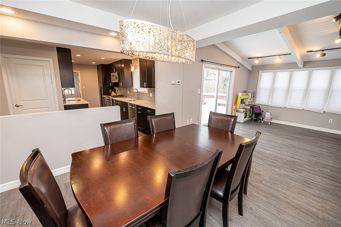 2437 White Road Cleveland, OH 44118 - Photo 6 of 21 Gallery Image 6