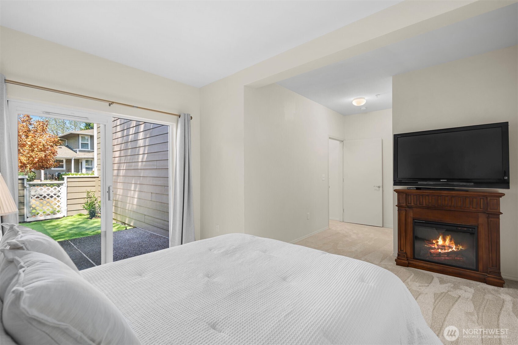 22511 Southeast 37th Terrace, Unit 1409 Issaquah, WA 98029 - Photo 14 of 24