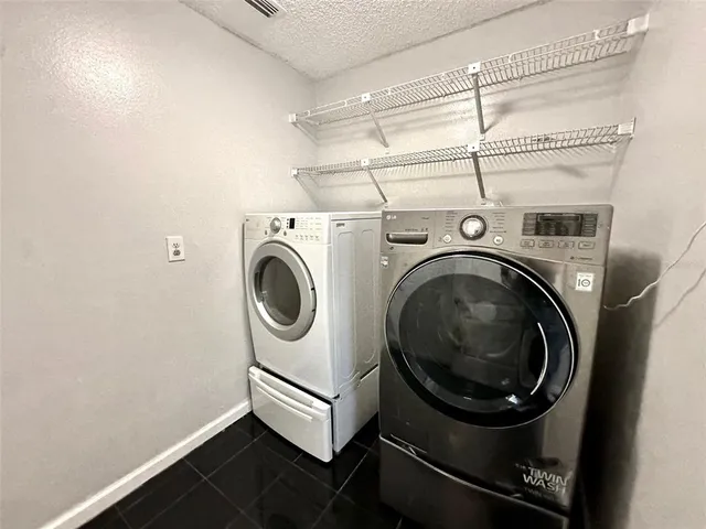 $2,500 | 1119 Breeze Drive, Largo, FL 33770