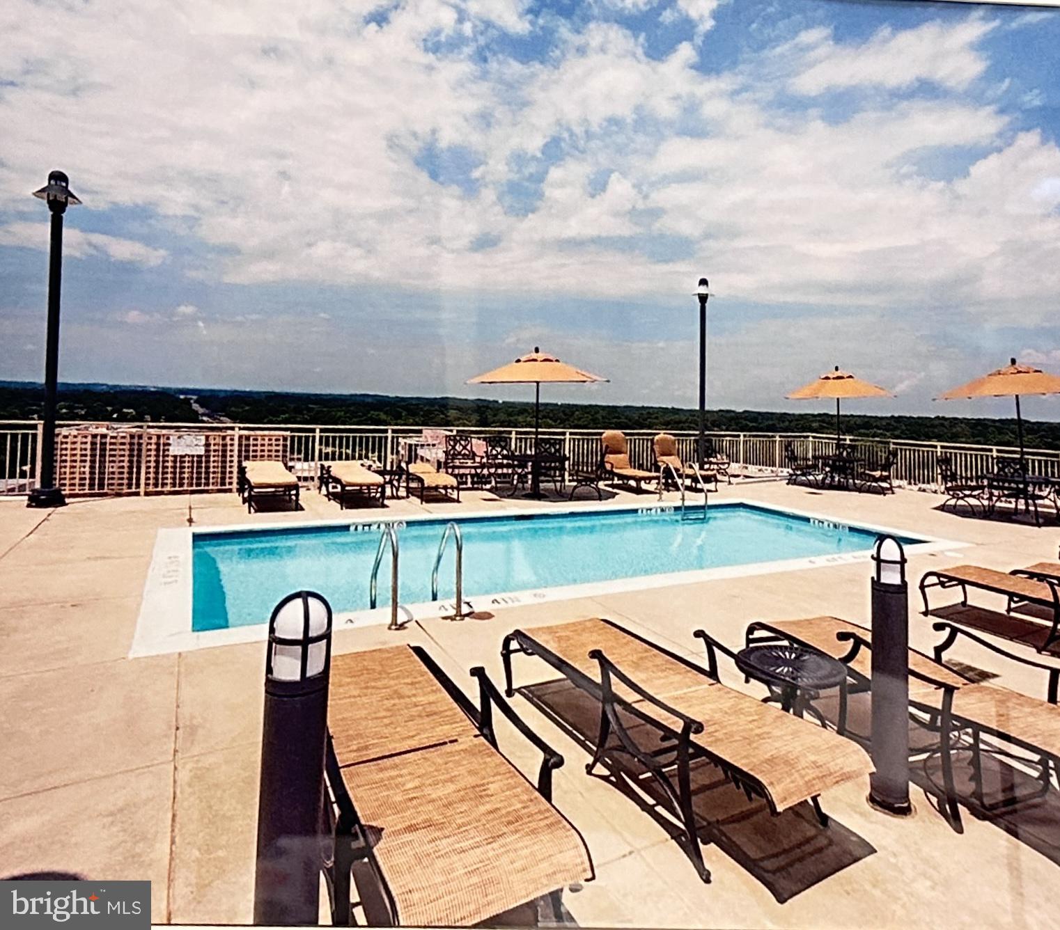 2726 Gallows Road, Unit 619 Vienna, VA 22180 - Photo 25 of 41