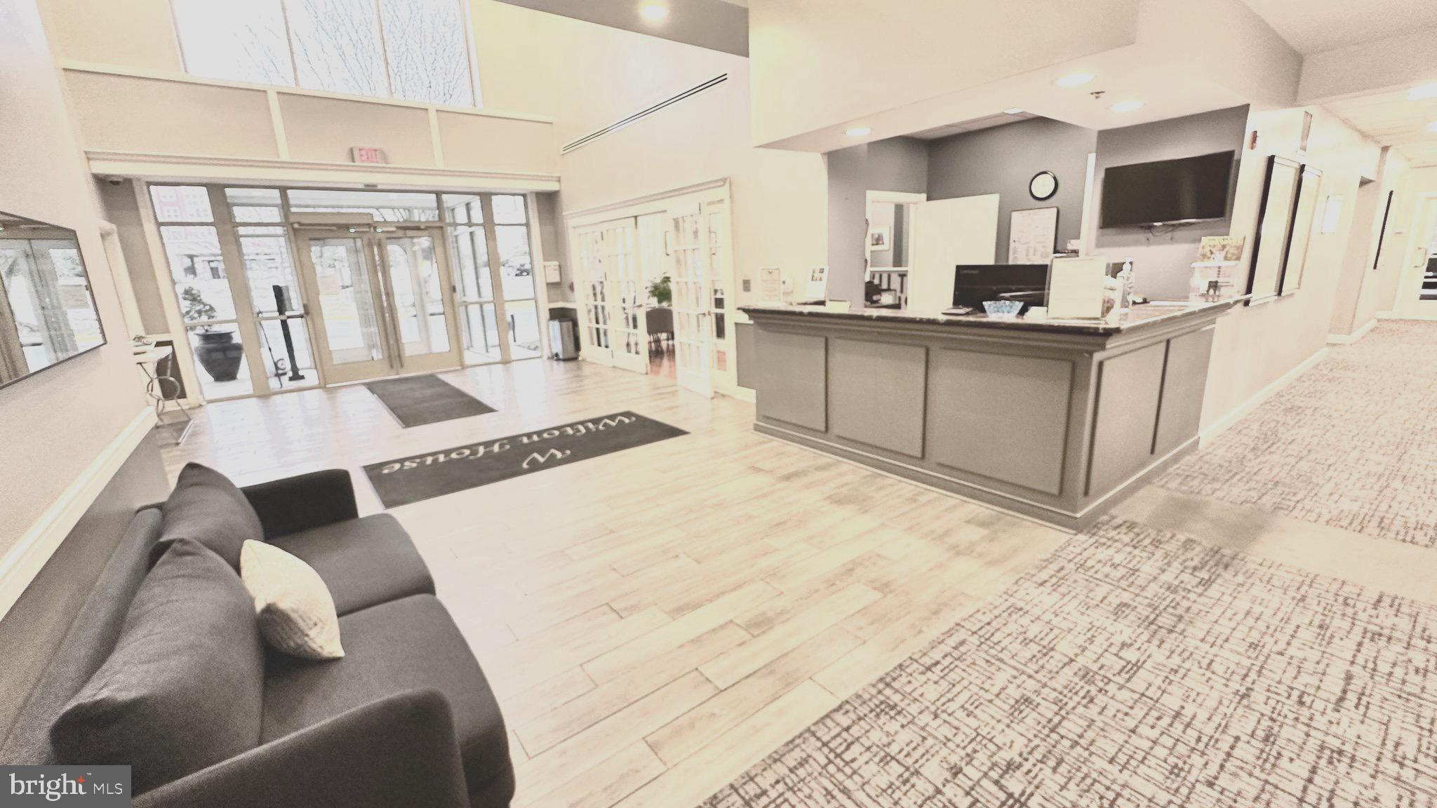 2726 Gallows Road, Unit 619 Vienna, VA 22180 - Photo 27 of 40