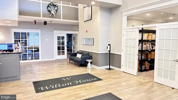 $499,000 | 2726 Gallows Road, Unit 619, Vienna, VA 22180