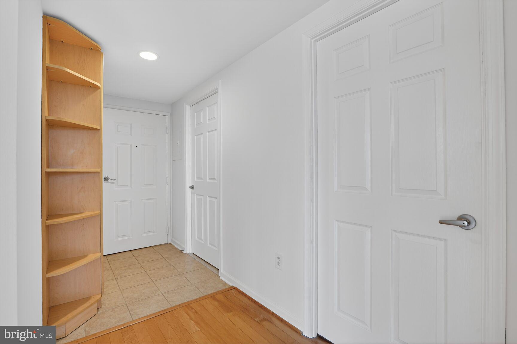2726 Gallows Road, Unit 619 Vienna, VA 22180 - Photo 8 of 41