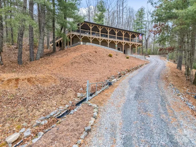 $850,000 | 48 Rainbow Lake Circle, Black Mountain, NC 28711