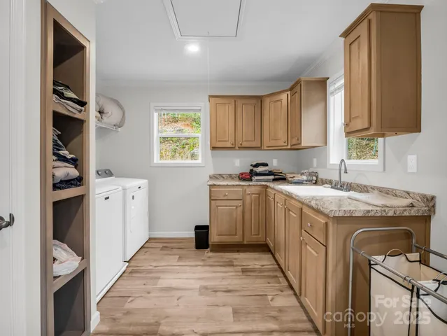 $850,000 | 48 Rainbow Lake Circle, Black Mountain, NC 28711