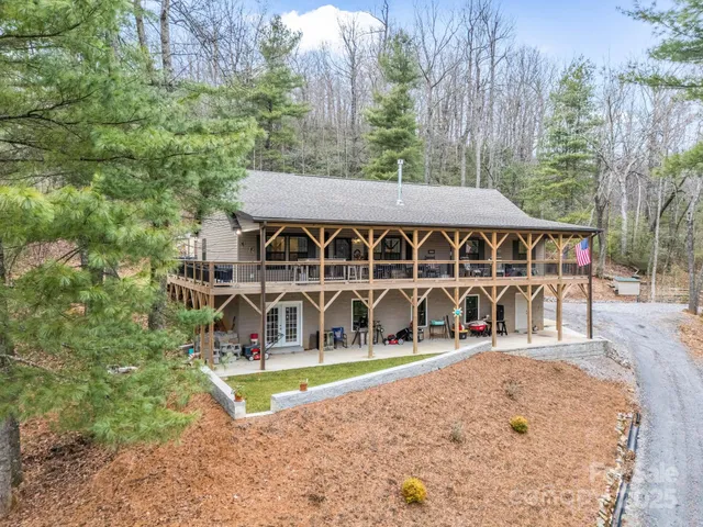 $850,000 | 48 Rainbow Lake Circle, Black Mountain, NC 28711