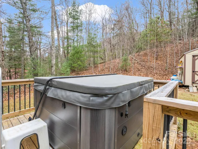 $850,000 | 48 Rainbow Lake Circle, Black Mountain, NC 28711