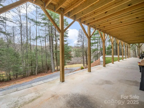 $697,000 | 48 Rainbow Lake Circle, Black Mountain, NC 28711