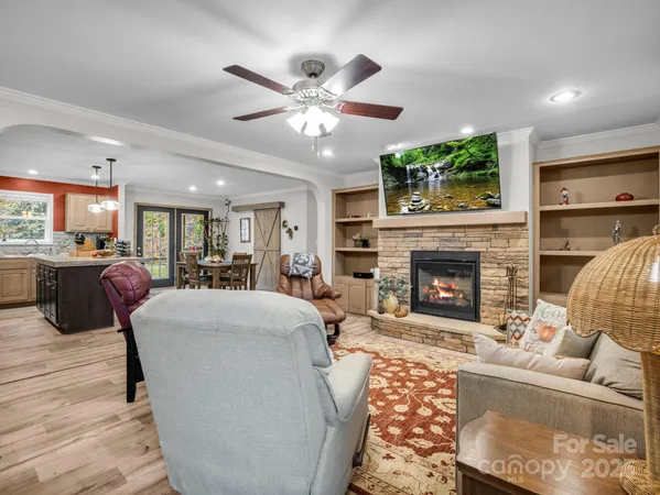 $697,000 | 48 Rainbow Lake Circle, Black Mountain, NC 28711
