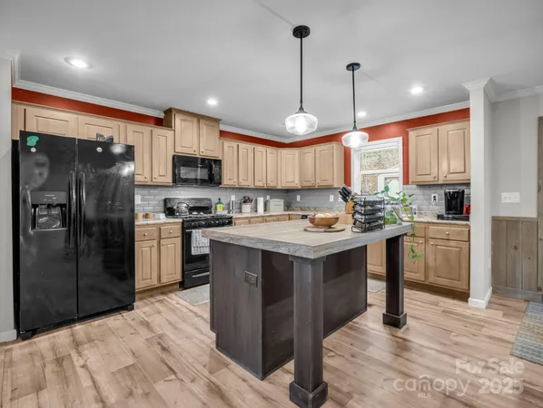 $697,000 | 48 Rainbow Lake Circle, Black Mountain, NC 28711