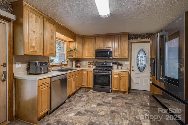 $295,000 | 206 Hudson Cajah Mountain Road, Hudson, NC 28638