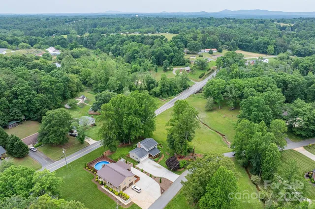 $295,000 | 206 Hudson Cajah Mountain Road, Hudson, NC 28638