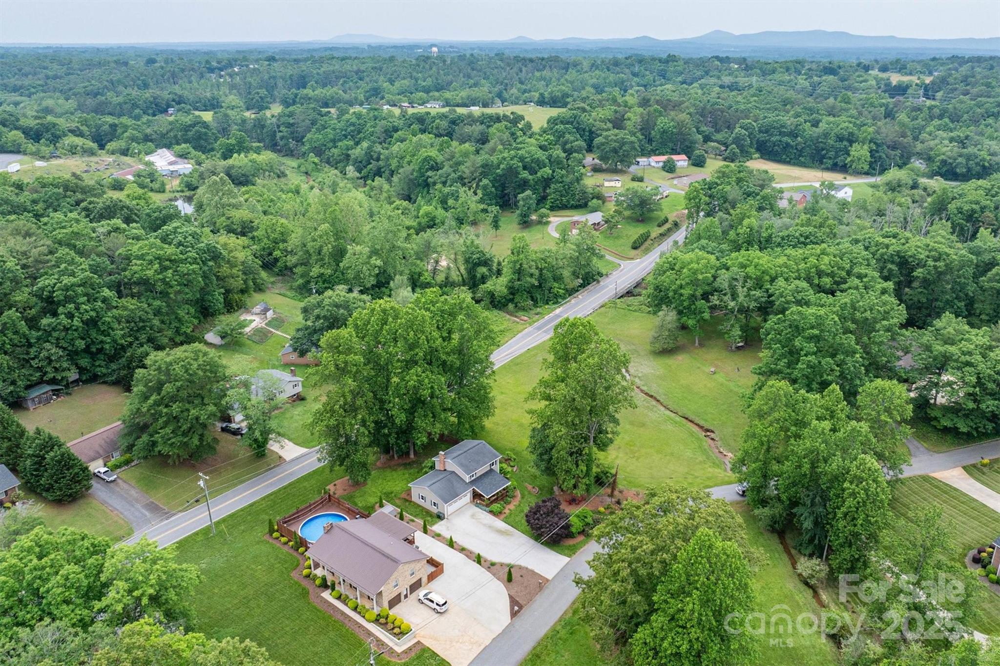 206 Hudson Cajah Mountain Road Hudson, NC 28638 - Photo 7 of 25